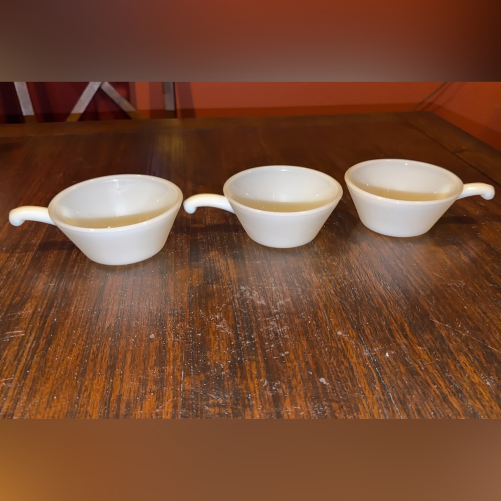 3 Vintage Anchor Hocking Fire King White Milk Glass Bowls w/Handles 5" Soup Oven